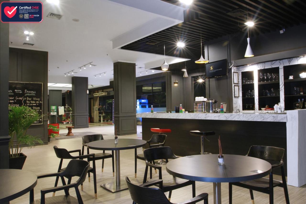 Swiss-Belinn Cawang Jakarta Exterior photo